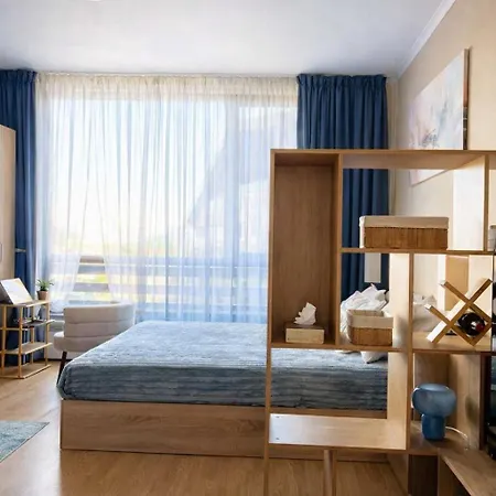 Mountain View Retreat - Free Pool And Sauna - And Golf バンスコ
