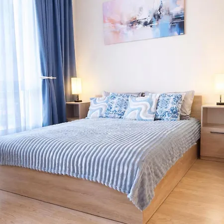 Mountain View Retreat - Free Pool And Sauna - And Golf Apartamento Bansko